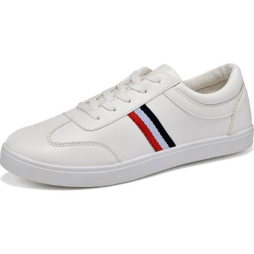 2019 White Shoes Men Casual Shoes Fashion Male Sneakers Cool Street Men Shoes Brand Man Footwear ST473