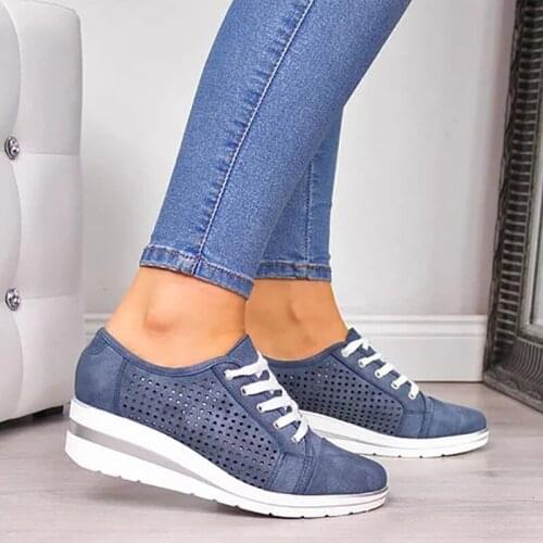 2021 Women Sneakers New Spring Pointed Toe Mesh Canvas Sneakers Casual Breathable Platform Wedge Shoes Meddle Heel Pump Shoes