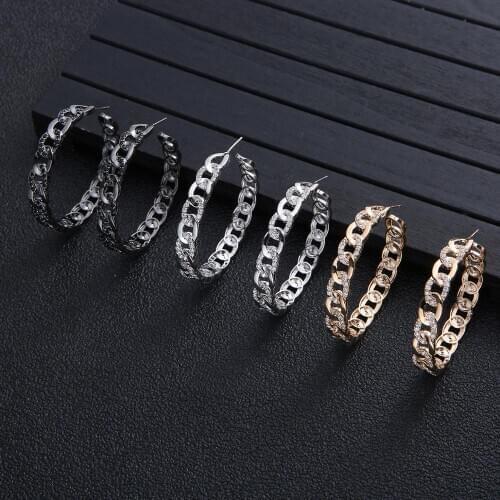 Hacarrie White Rings