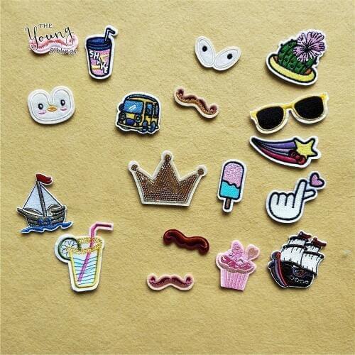 Cartoon Animal Hot melt adhesive iron Patches Cute Face Embroidery Stickers Jacket Hat Badges DIY Clothing Craft Supplies