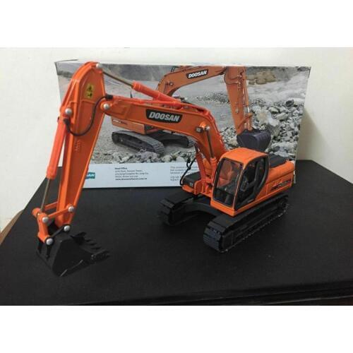 Diecast Model Toy Decoration 1:40 Doosan DX225LCA Hydraulic Excavators Construction Machinery Toy for Collection,Gift