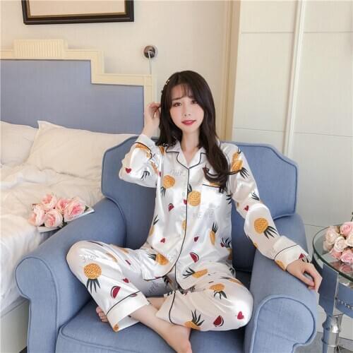 2020 Spring Autumn New Pajama Womens Faxu Silk 2 Piece Suit Long Sleeve Sleepwear Pineapple Pattern Lovely Pajamas Mujuer