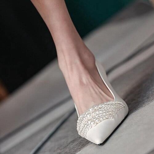 2021 Spring and Autumn New Shallow Mouth Korean Temperament All-match Pearl Pointed High Heels Female Stiletto Wedding Shoes