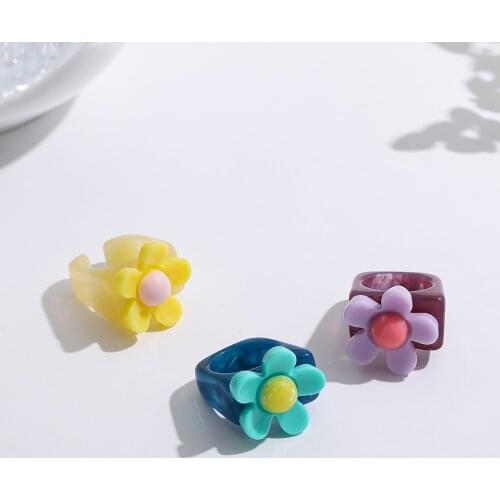 2021 Trendy Candy Color Resin Acrylic Flowers Sweet Geometric Square Acrylic Rings for Women Girls Beach Trip Jewelry