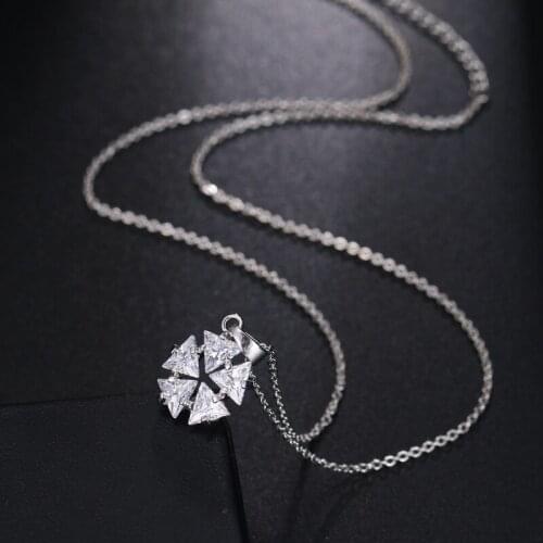 2019 new luxury zirconia round pendant necklace crystal necklace Europe and the United State fashion gift jewelry long necklace