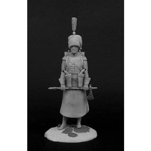 New Unassembled 1/32 ancient warrior stand Resin Figure Unpainted Model Kit
