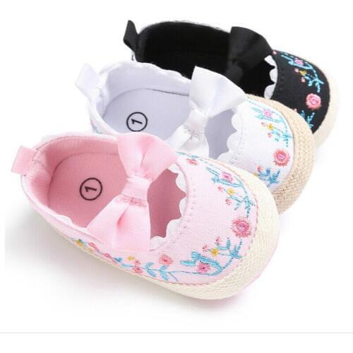 Hot Newborn Baby Shoes Girl Soft Sole Crib Shoes Bowknot Embroidery Anti-slip Sneaker Prewalker First Walkers 0-18M