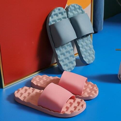 Home slippers womens indoor couple mens home drag bath non-slip bathroom soft home slippers mens shoes designer slippers