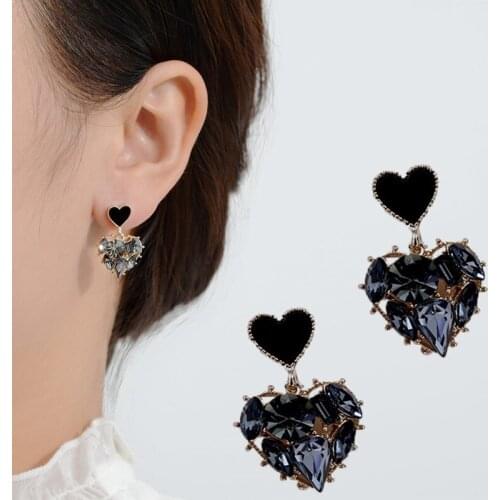 2021 New Love Pearl Stud Earrings for Women Trendy Crystal Love Heart Korean Earring Personality Party Banquet Jewelry Gift