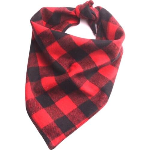 Classic Red Black Plaid Pet Dog Bandana Cat Puppy Kerchief Pet Grooming Accessories Pet Neckerchief Scarf Dog Saliva Towel