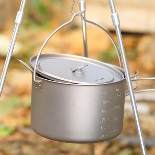 Lixada 2L Titanium Pot Lightweight Outdoor Camping Cooking Pot with Foldable Handles and Lid for Camping Hiking Picnic 2021 New