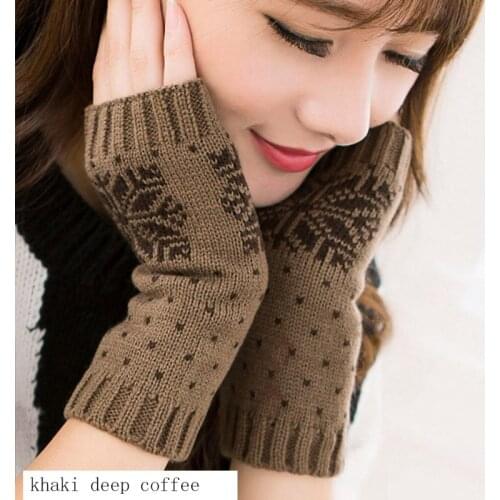 Q Casual Half Finger Gloves Keep Warm Women Mittens Snowflake Pattern Knitting Wool Leisure Occasions Unisex Winter Gloves