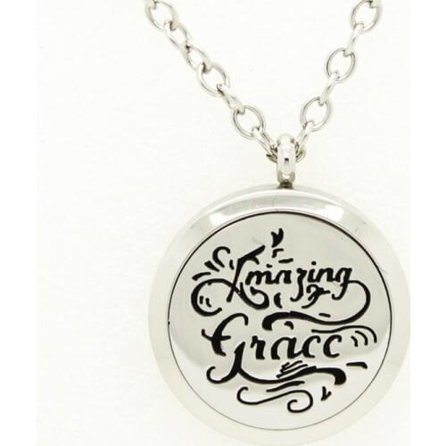 English Alphabet Web Essential Oil Diffuser Necklace Pendant Stainless Steel Perfume Aromatherapy Locket Pendant With Free Pad