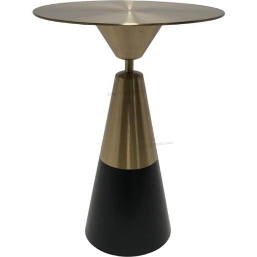 Light Luxury Side Table Modern Living Room Sofa Metal Stainless Steel Balcony Coffee Table Brass Round Table Nordic Simple Corne