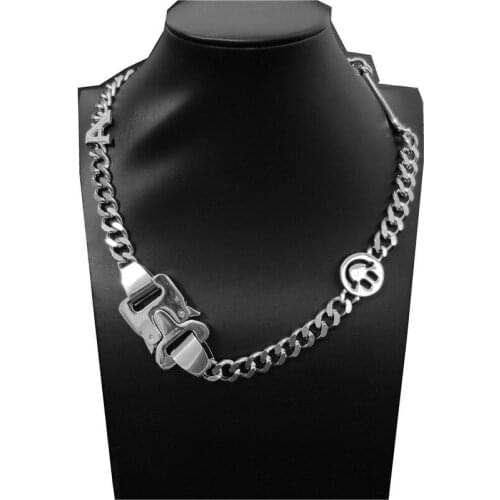 1017 ALYX 9sm Lightning ALYX Hero Chain Necklace ALYX Street Hip Hop Accessories Smiley Metal Chains Necklace Gifts