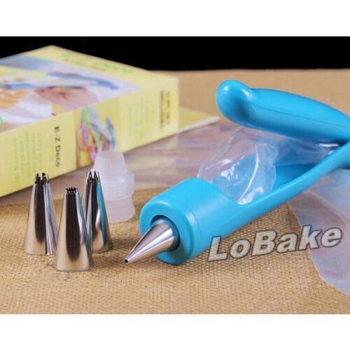 Nozzles Set Tool Dessert Decorator Cake Decorating Icing pen Piping Cream Syringe Tips Muffin Cake Pastry Pen Bag with 4 nozzles