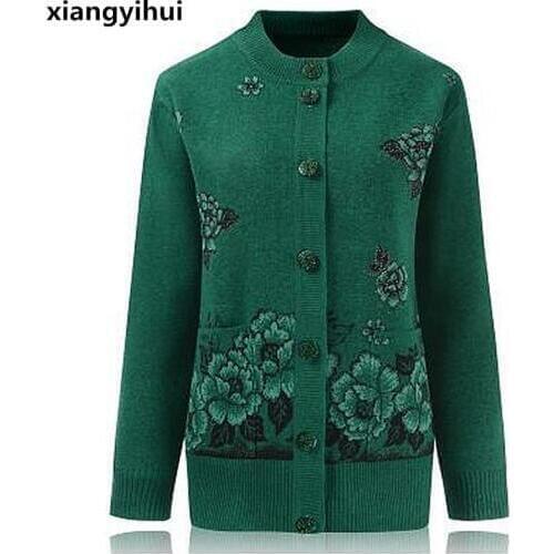 The high quality mother sweater fashion hot diamonds woolen cashmere in elderly women cardigan big size Warm mothers coat 1745