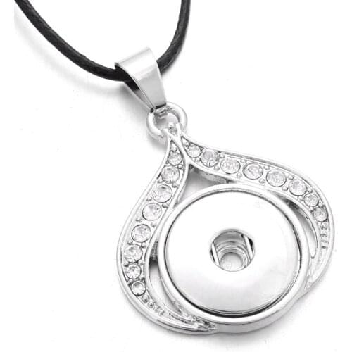 New 3 Colors Water Drop Necklaces Crystal Snap Button Necklace Fit 18mm Snap Buttons Pendant Necklaces Women Snap Jewelry