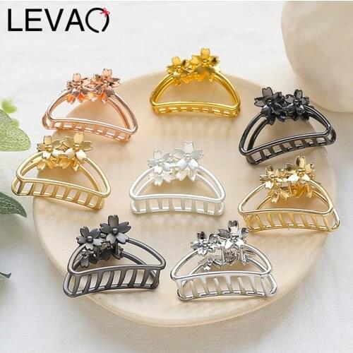 Levao New Big Alloy Flower Hair Claws for Women Barrettes Hairpin Crab Metal Hair Claw Clips for Women Hair Accessories Headwear