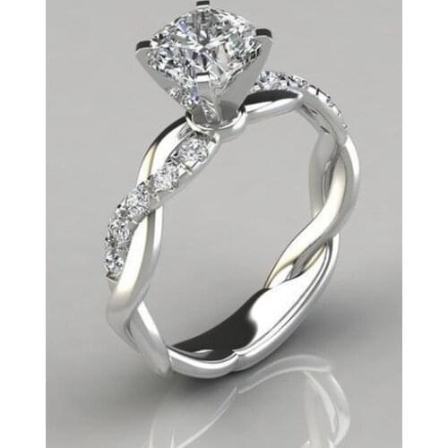 Trendy Silver Color Ring Crystal Design Ladies Rhinestone Rings For Women Golden Elegant Rings Hollow out Female Jewelry