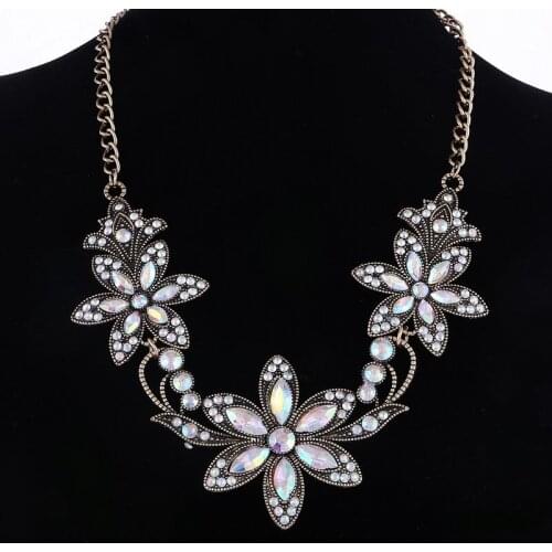 New Brand Crystal Choker Fashion Collar Necklace For women Collier Statement Bib Flower Pendant Chain Women Jewelry