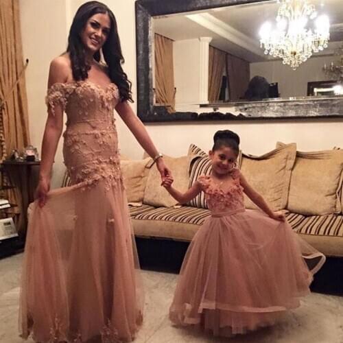 Flower Girls Dresses Sleeveless Tulle A line Party Dresses Floor Length First Communion Dresses Formal Girl Dresses For Wedding