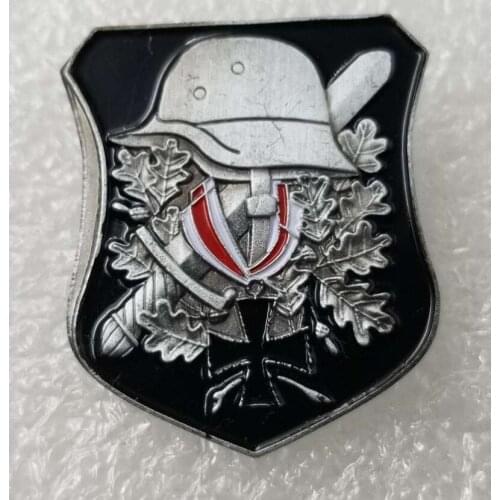 Russian Replica Badge Russia USSR Badge Metal Souvenir Collection Hero Medal Gold Star Medal #106