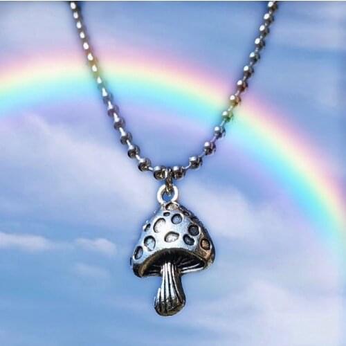 Harajuku Mushroom Metal Pendant Necklace For Women Men Plant Vintage Punk Cool Choker Necklace Fashion Statement Jewelry Novelty