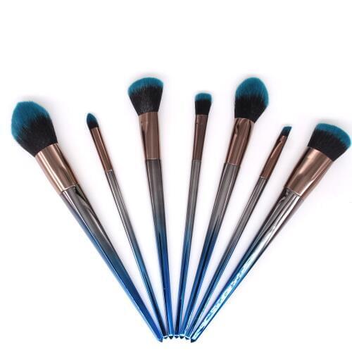 Wholesale Professional 2020 hot Gradient rhombus makeup Brush Set Makeup Brushes Beauty Makeup brushes Maquillaje