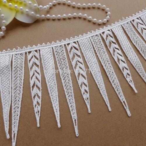 5 Yards Fabulous Venice Lace Trim in White with Tassels for Jewelry, Weddings, Tassels Necklace, Home Decor