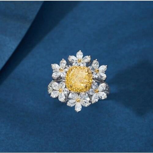 New 925 Silver Luxury Light Luxury Carat Imitation Color Yellow Diamond Six-Flower Zircon Diamond Ring For Women Wedding Jewelry
