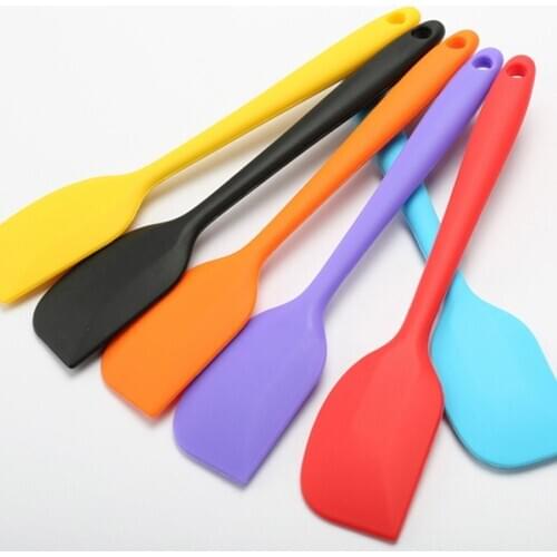 Kitchen Silicone Cream Butter Cake Spatula Mixing Batter Scraper Brush Butter Mixer Cake Brushes Baking Tool Kitchenware