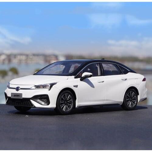 Diecast 1:18 Scale New Energy Alloy Simulation Car Model Collection Decoration Souvenir Ornaments Display Vehicle Gift Toy