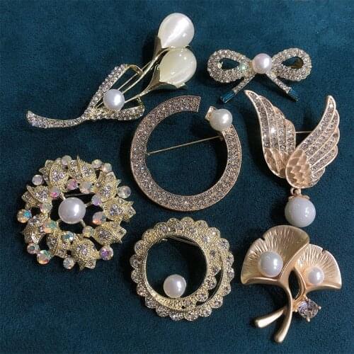 Muylinda Geometric Pattern Rhinestone Freshwater Pearls Brooches and Jewelry Bowknot Pins Suit Clothes Pin Clip Accessories