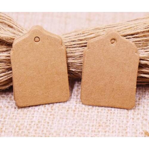 200 pcs 2018 New Wholesale 32x22mm/55x40mm White/Black/Vintage Gift Tag Garment Label Can Custom Your Logo Cost Extra no string