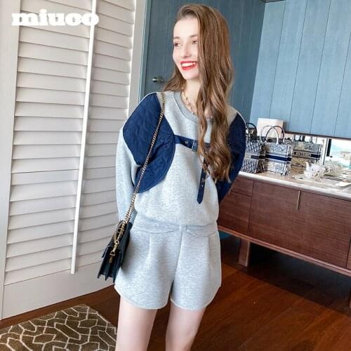 Its tight and has a loose pleat A Womens casual shorts with wide legs 2021 Spring new High Quality Top Quality