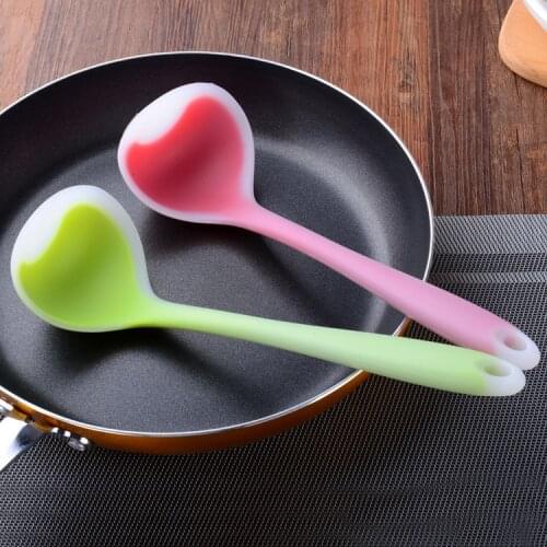 Translucent Silicone Soup Spoon Anti Hot Spoon Non-Stick Food Soup Scoup Fda Free Long Handle Round Scoop Kitchen Cooking Tools