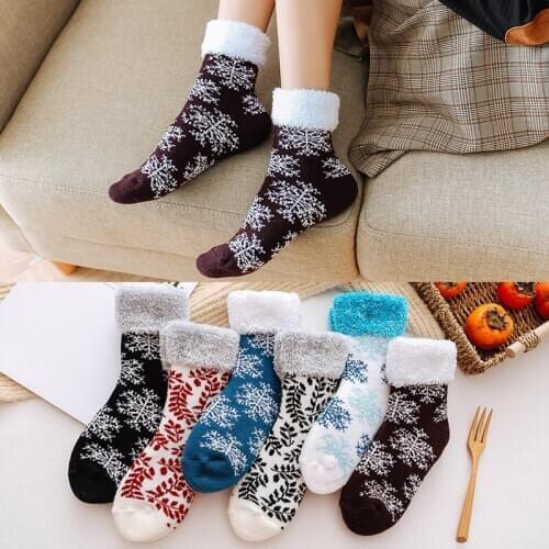 Autumn and Winter Women Ski Socks Thickened Plus Velvet Warm Floor Home Wear Towel Christmas Kawaii Funny Fur Slouch Calcetines