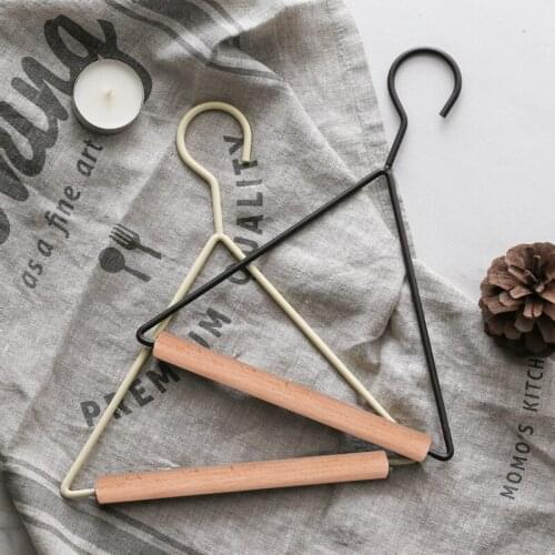 Artistic Retro Bath Towel Rack Bathroom Toilet Punch Free Towel Rack Household Minimalist Tripod