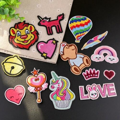 50pcs/lot Embroidery Patches Letters Clothing Decoration Accessories Diy Iron Heat Transfer Applique Patches for Clothing