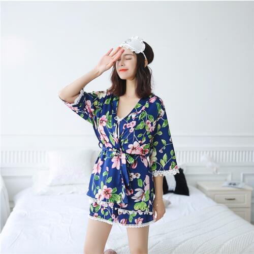 Spring summer ice silk halter belt pajama three-piece set with breast cushion sexy print home wear Korean version robe пижам