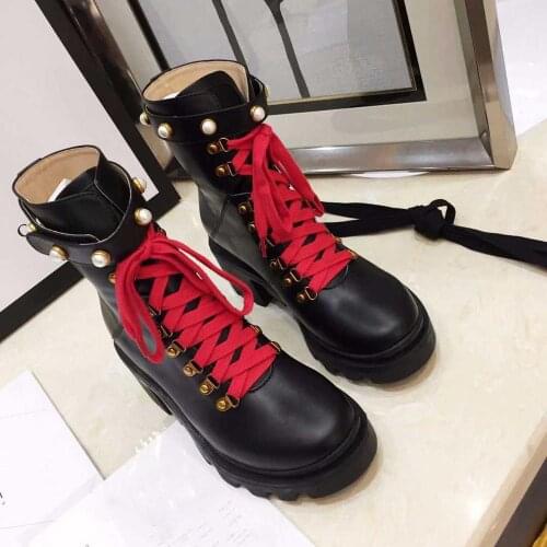 2020 Women Boots Black Lace Up Round Toe Motorcycle Boots With Pearl 6cm High Heel Genuine Leather Ladies Shoes Botas Mujer