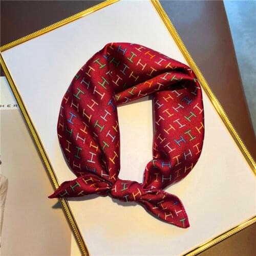 2020 New Women Hair Scarf Silk Square Hairband Lady Neck Scarves Print Foulard Neckerchief Bandana Small Bag Tie Wraps