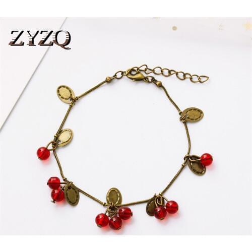 ZYZQ Ripe Fruit Shaped Beads Bracelets With Cute Leaves Design Vintage Red Jumble Beads Pendant Women Wrist Bracelets Wholesale