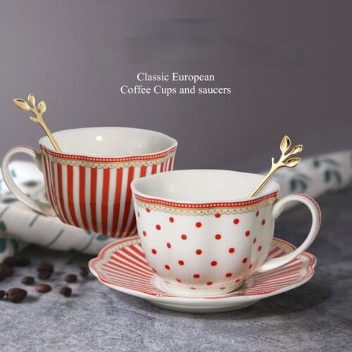 Creative Ceramic Cup European Style Striped Dot Coffee Mug Saucer Set Couples Afternoon Tea Cup Unique Gifts Home Decor
