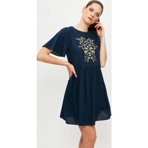 Women 100% Cotton Flower Patterned Embroidered Dress Two Colors Options Spring/Summer Trend Fashion