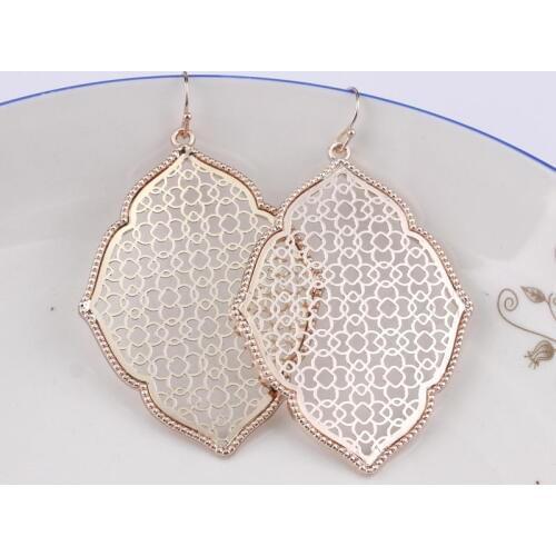 2020 Large Gold Filigree Monogram Statement Earrings for Women Fashion Zinc Alloy Large Clover Teardrop Earrings Wholesale