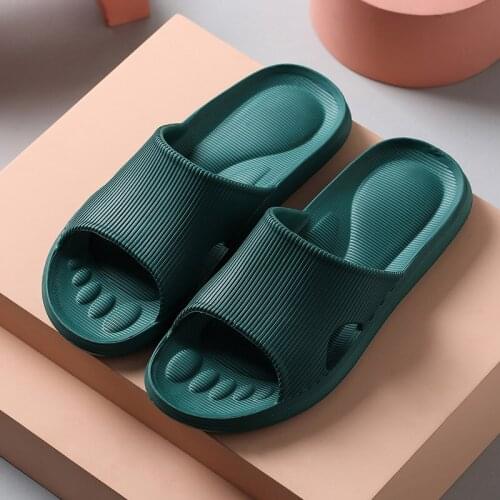 Summer Womens and Man Shoes Home Indoor Massage Slippers Non-Slip Soft Bottom Slides Couple Bathroom Slippers Beach Femal Shoes