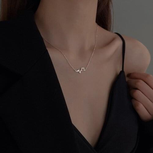 925 sterling silver jewelry with hollow love temperament lightning heartbeat clavicle chain necklace for female wholesale