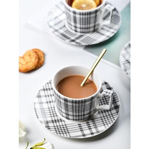 Nordic Style Coffee Cup Set Small Exquisite Hanging Ear Espresso Cup Black and White Lattice Afternoon Tea Cup Ceramic Teapot